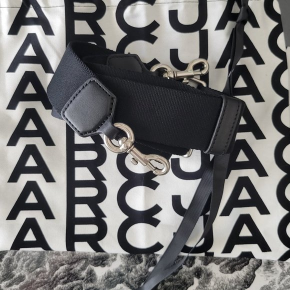 THE OUTLINE MONOGRAM SMALL TOTE BAG - Picture 2 of 2